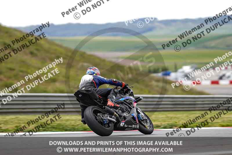 cadwell no limits trackday;cadwell park;cadwell park photographs;cadwell trackday photographs;enduro digital images;event digital images;eventdigitalimages;navarra;no limits trackdays;peter wileman photography;racing digital images;trackday digital images;trackday photos